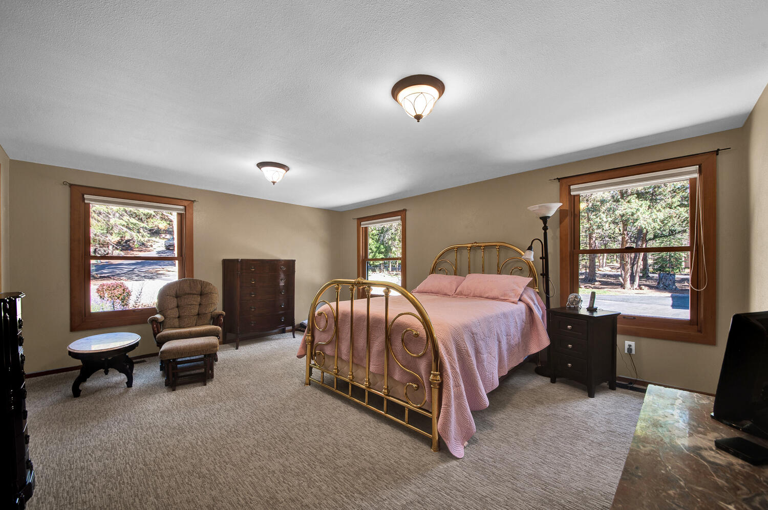 3926 Northwest Lower Village Road Bend, OR 97703 - Photo 13 of 30 13