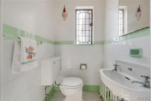$575,000 | 5866 Delor Street, St. Louis, MO 63109