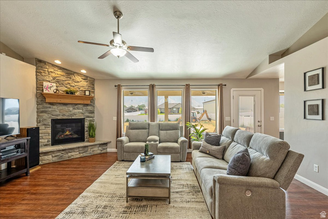 4364 Rose Springs Road Erda, UT 84074 - Photo 5 of 27
