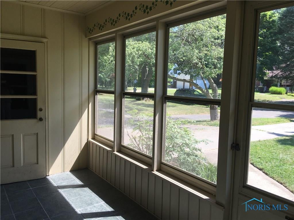 4449 Bowen Road Toledo, OH 43613 - Photo 3 of 24 Gallery Image 3