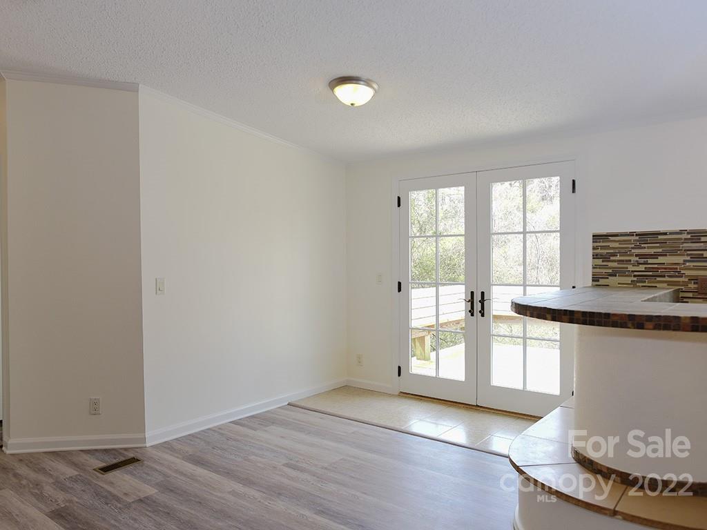 25 Avon Road Asheville, NC 28805 - Photo 12 of 45 Gallery Image 12