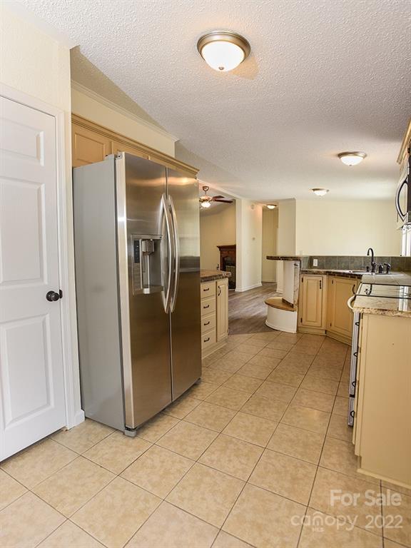 25 Avon Road Asheville, NC 28805 - Photo 21 of 45 Gallery Image 21