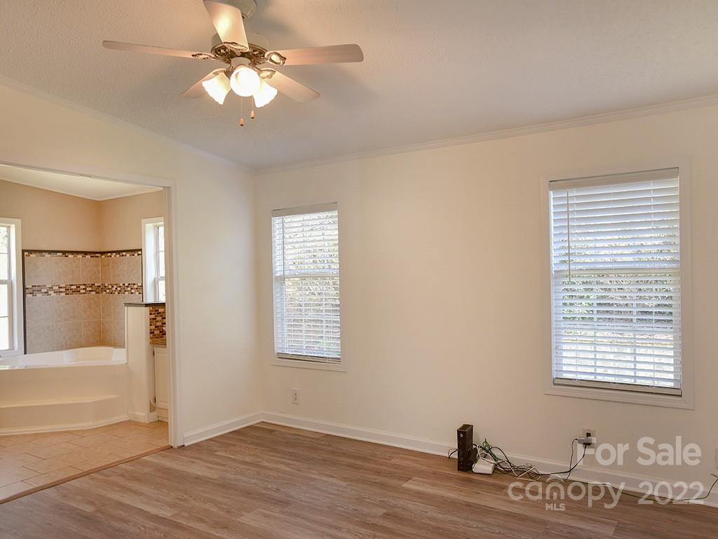 25 Avon Road Asheville, NC 28805 - Photo 24 of 45 Gallery Image 24