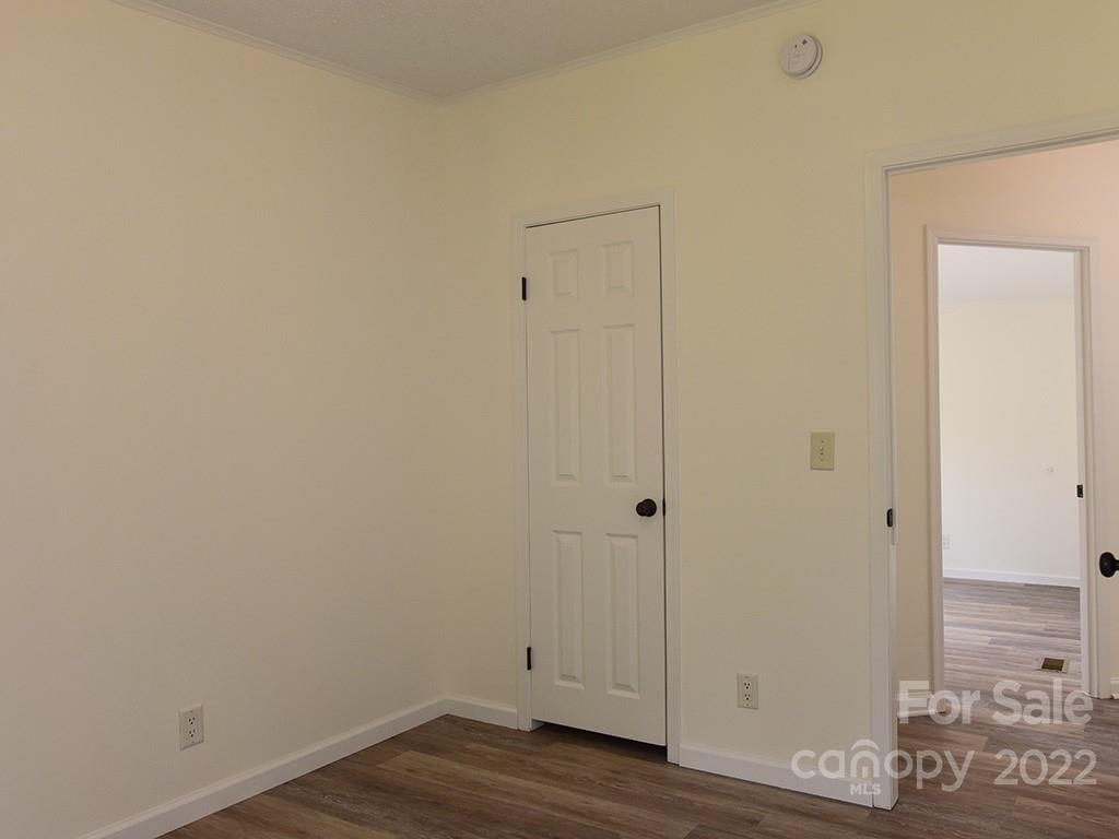 25 Avon Road Asheville, NC 28805 - Photo 37 of 45 Gallery Image 37