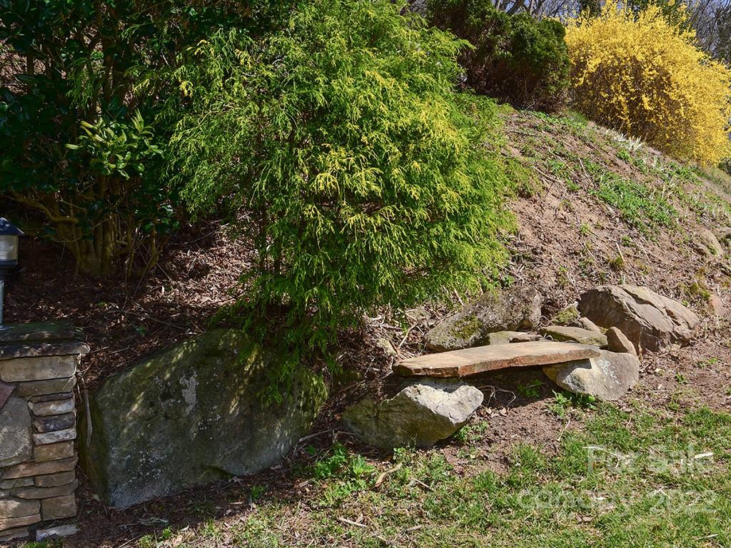 25 Avon Road Asheville, NC 28805 - Photo 43 of 45 Gallery Image 43