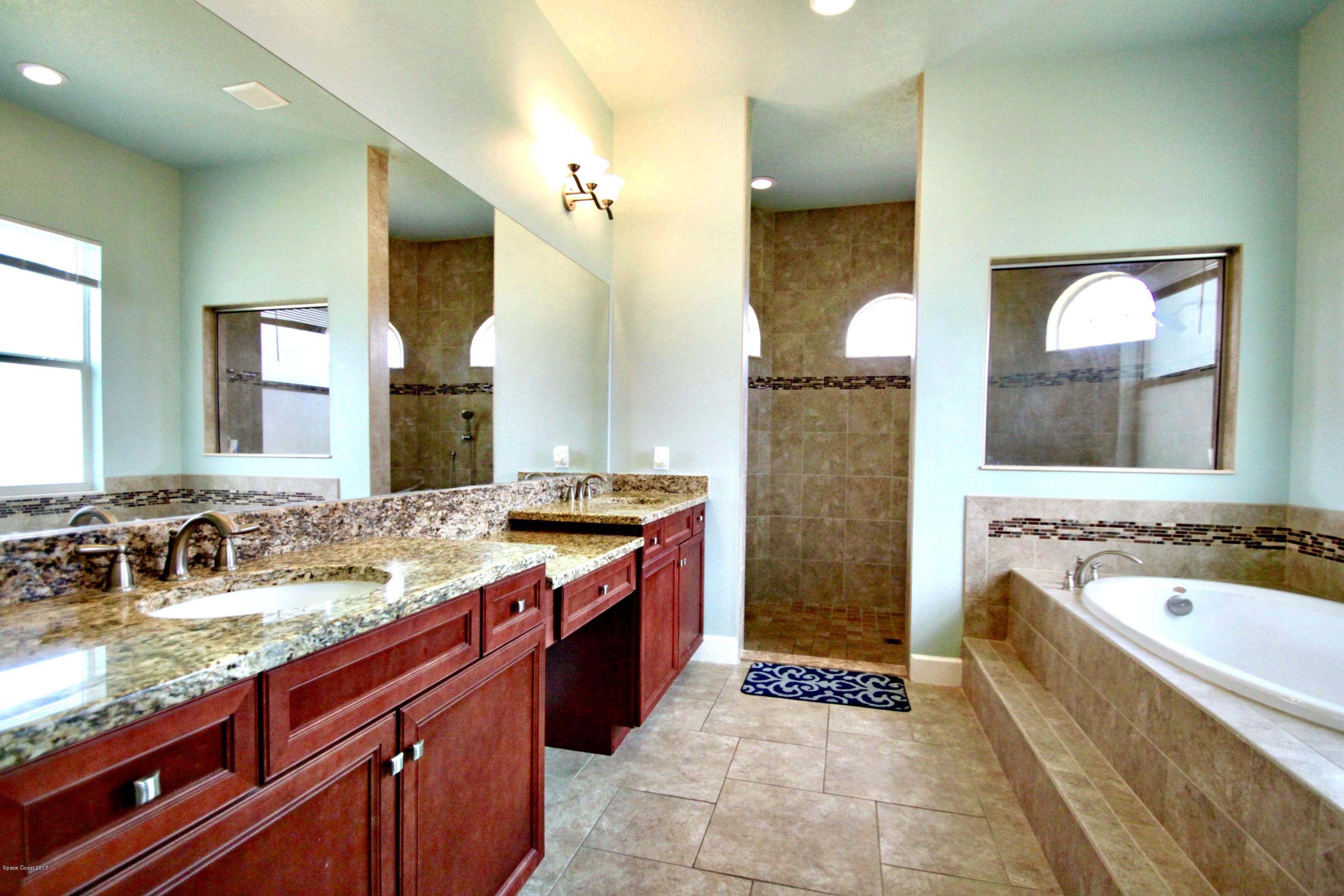 369 Deer Run Road Palm Bay, FL 32909 - Photo 22 of 50 masterbath