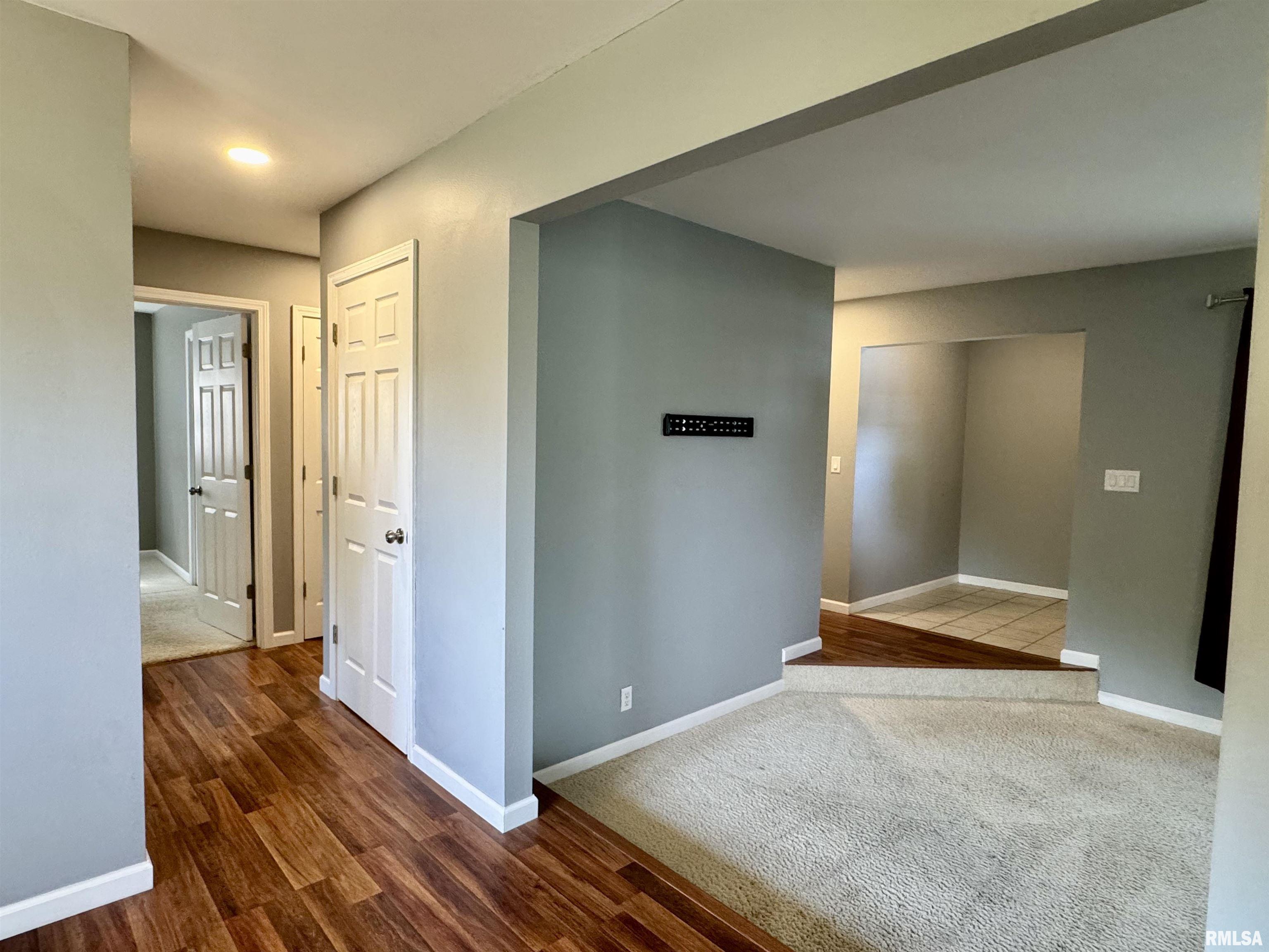 1601 Riverview Drive Macomb, IL 61455 - Photo 17 of 41