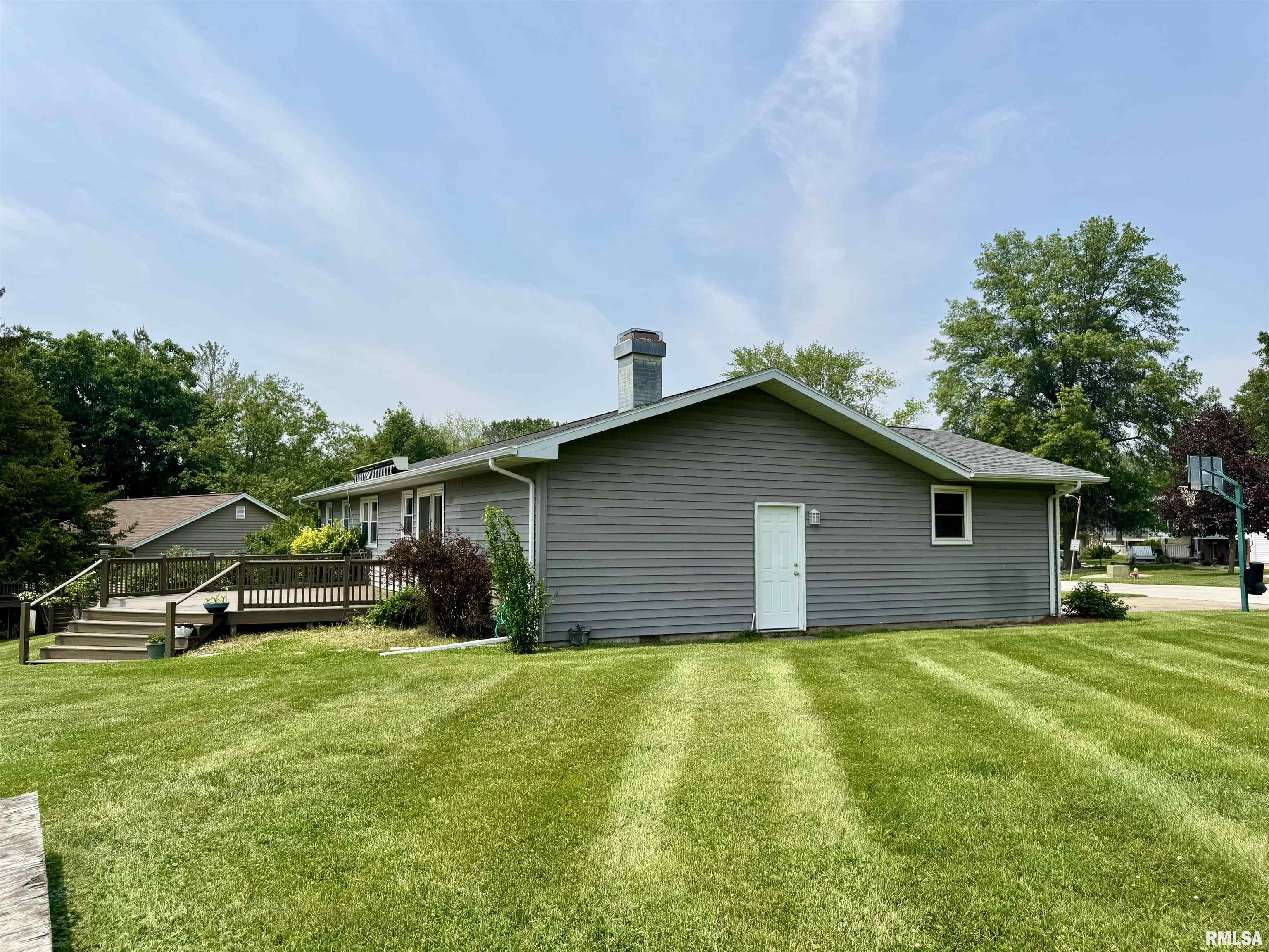 1601 Riverview Drive Macomb, IL 61455 - Photo 34 of 41