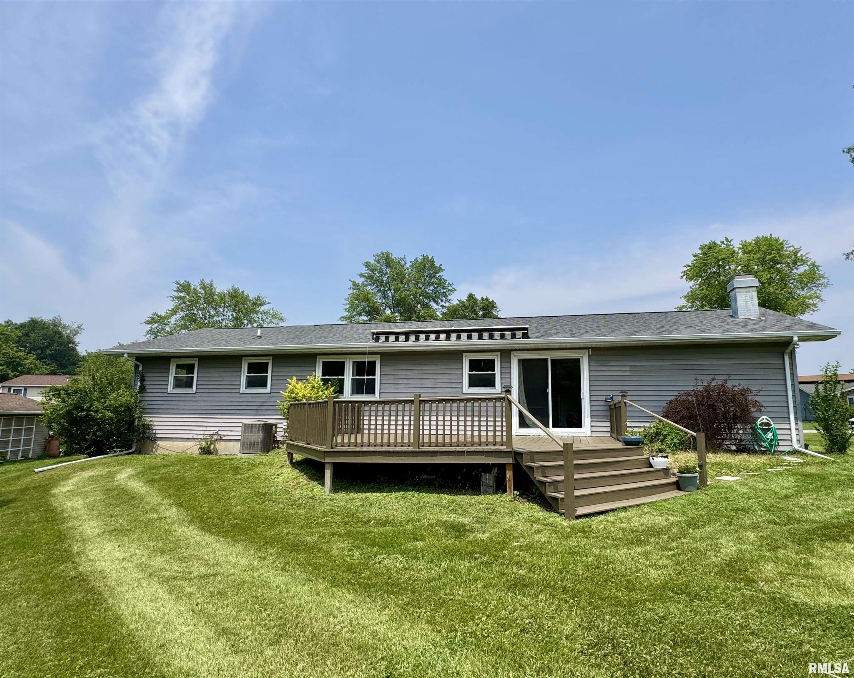 1601 Riverview Drive Macomb, IL 61455 - Photo 36 of 41