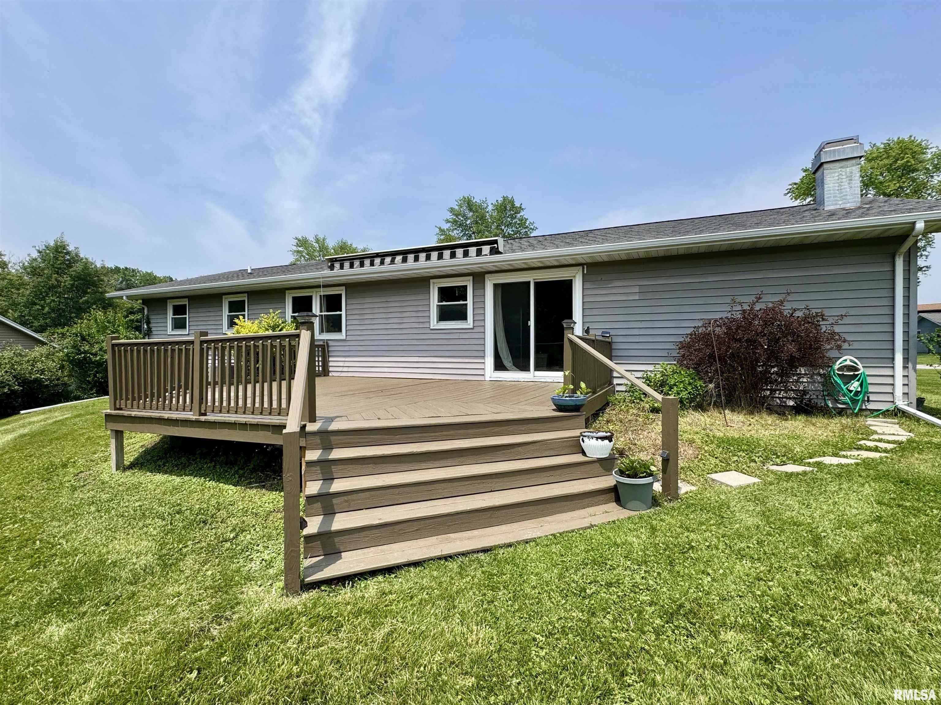 1601 Riverview Drive Macomb, IL 61455 - Photo 37 of 41