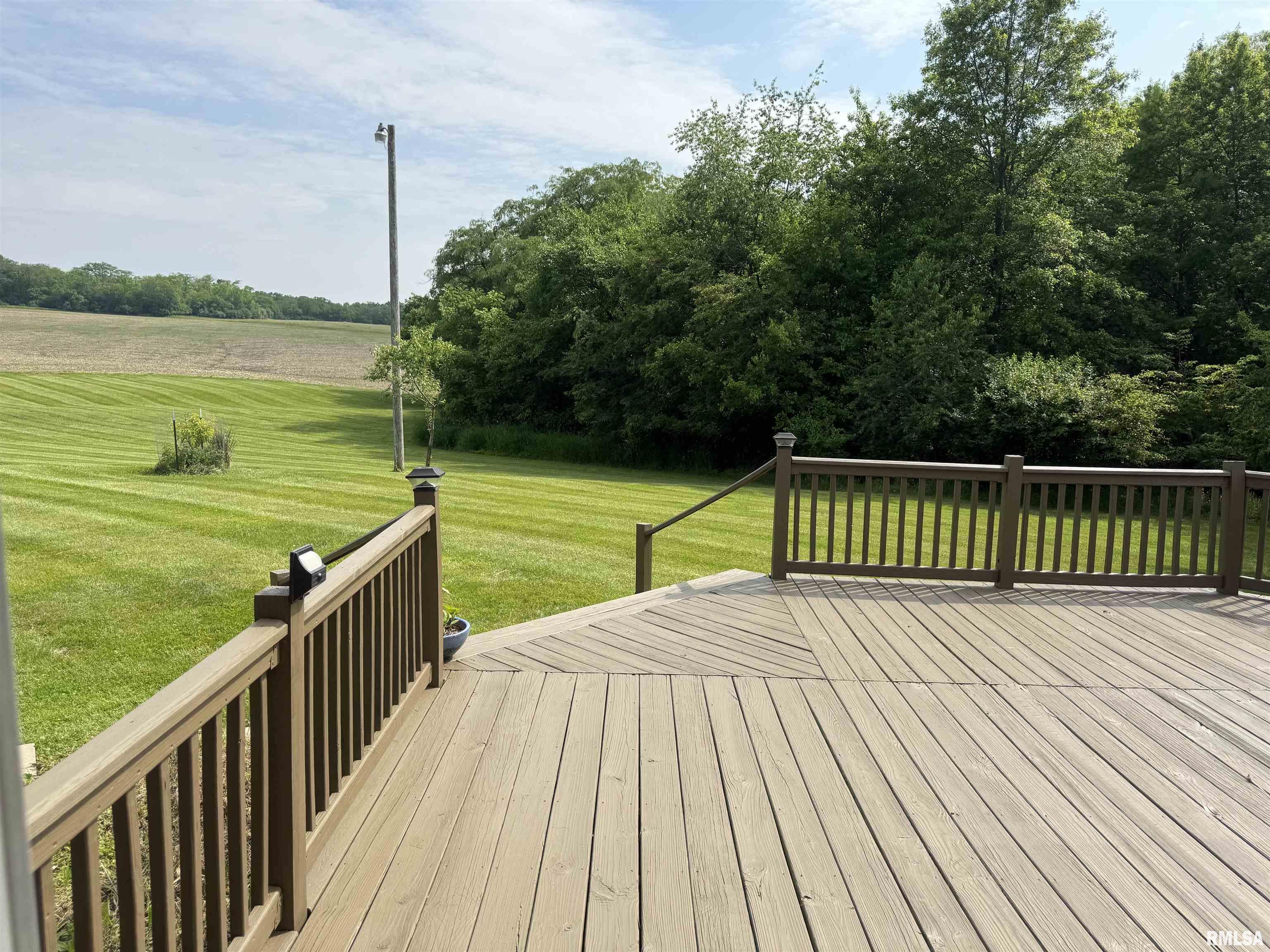 1601 Riverview Drive Macomb, IL 61455 - Photo 38 of 41