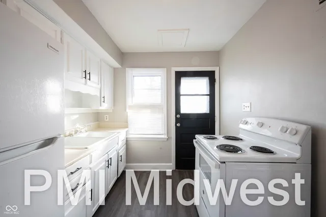 $990 | 1319 North Alton Avenue, Indianapolis, IN 46222