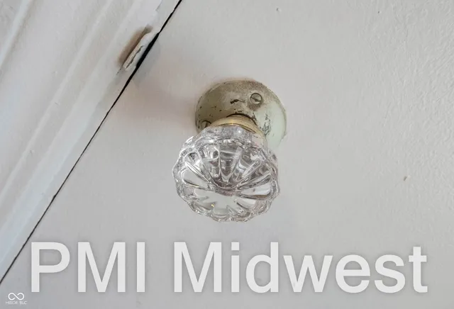 $990 | 1319 North Alton Avenue, Indianapolis, IN 46222