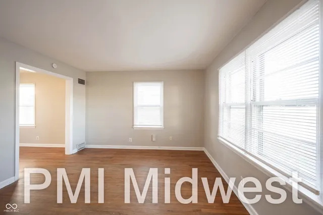 $990 | 1319 North Alton Avenue, Indianapolis, IN 46222