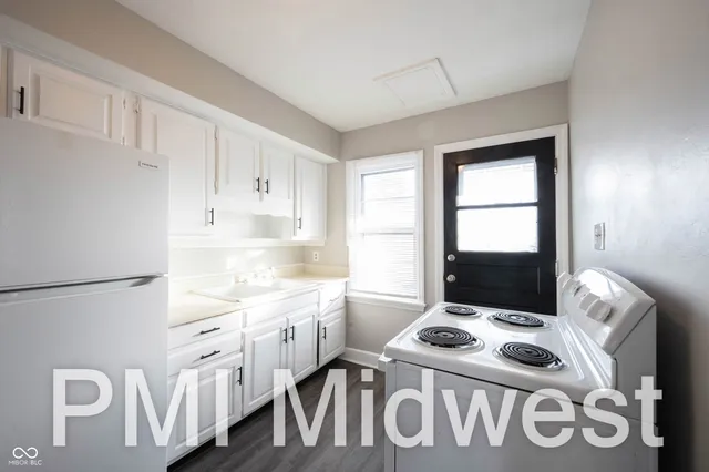 $990 | 1319 North Alton Avenue, Indianapolis, IN 46222