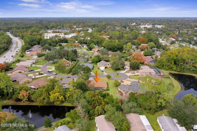a view of a lake with houses