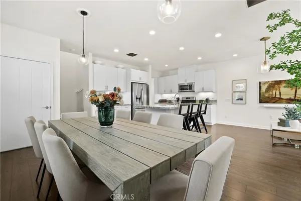 $1,150,000 | 12 Prominence, Lake Forest, CA 92630