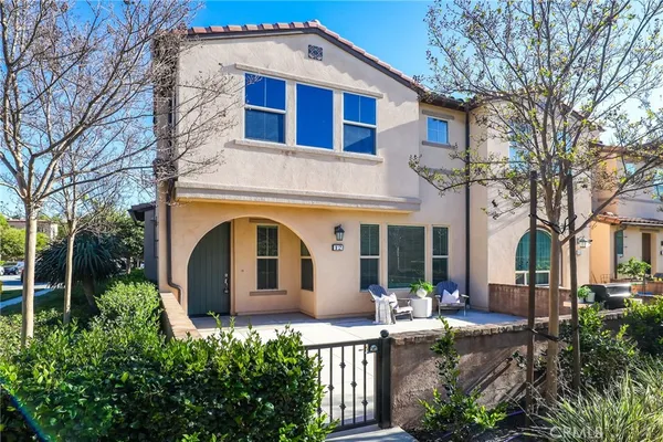 $1,150,000 | 12 Prominence, Lake Forest, CA 92630