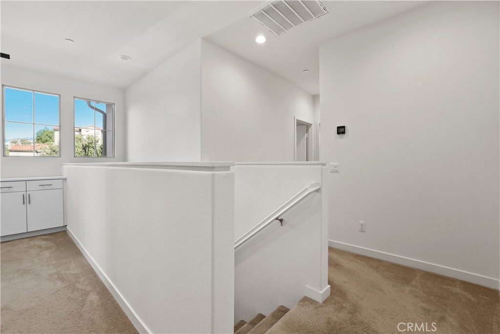12 Prominence Lake Forest, CA 92630 - Photo 26 of 43
