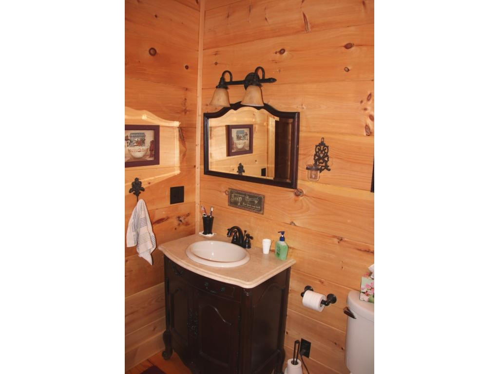 222 Hopper Road Shady Valley, TN 37688 - Photo 19 of 31 BATHROOM