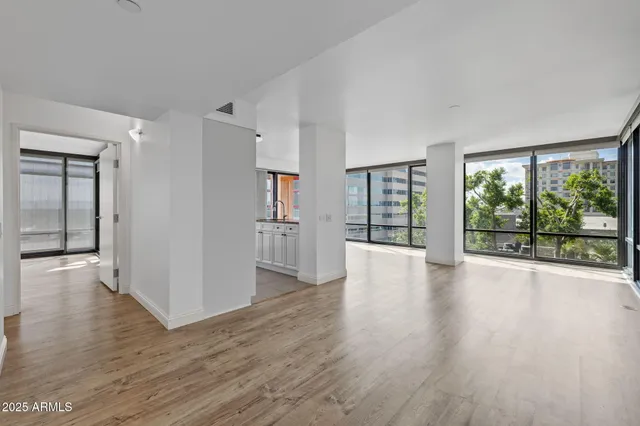 $3,300 | 4808 North 24th Street, Unit 708, Phoenix, AZ 85016