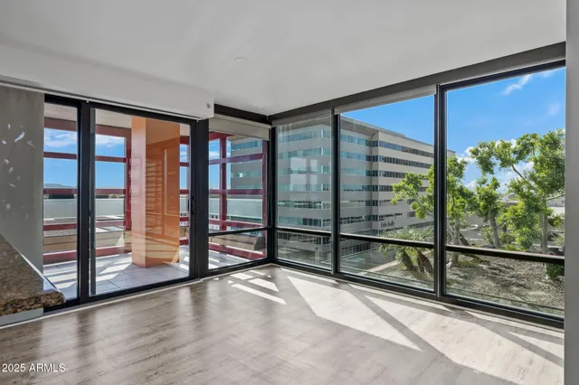 $3,300 | 4808 North 24th Street, Unit 708, Phoenix, AZ 85016