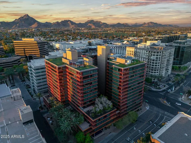 $3,300 | 4808 North 24th Street, Unit 708, Phoenix, AZ 85016