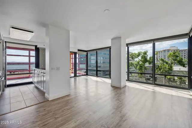 $3,300 | 4808 North 24th Street, Unit 708, Phoenix, AZ 85016