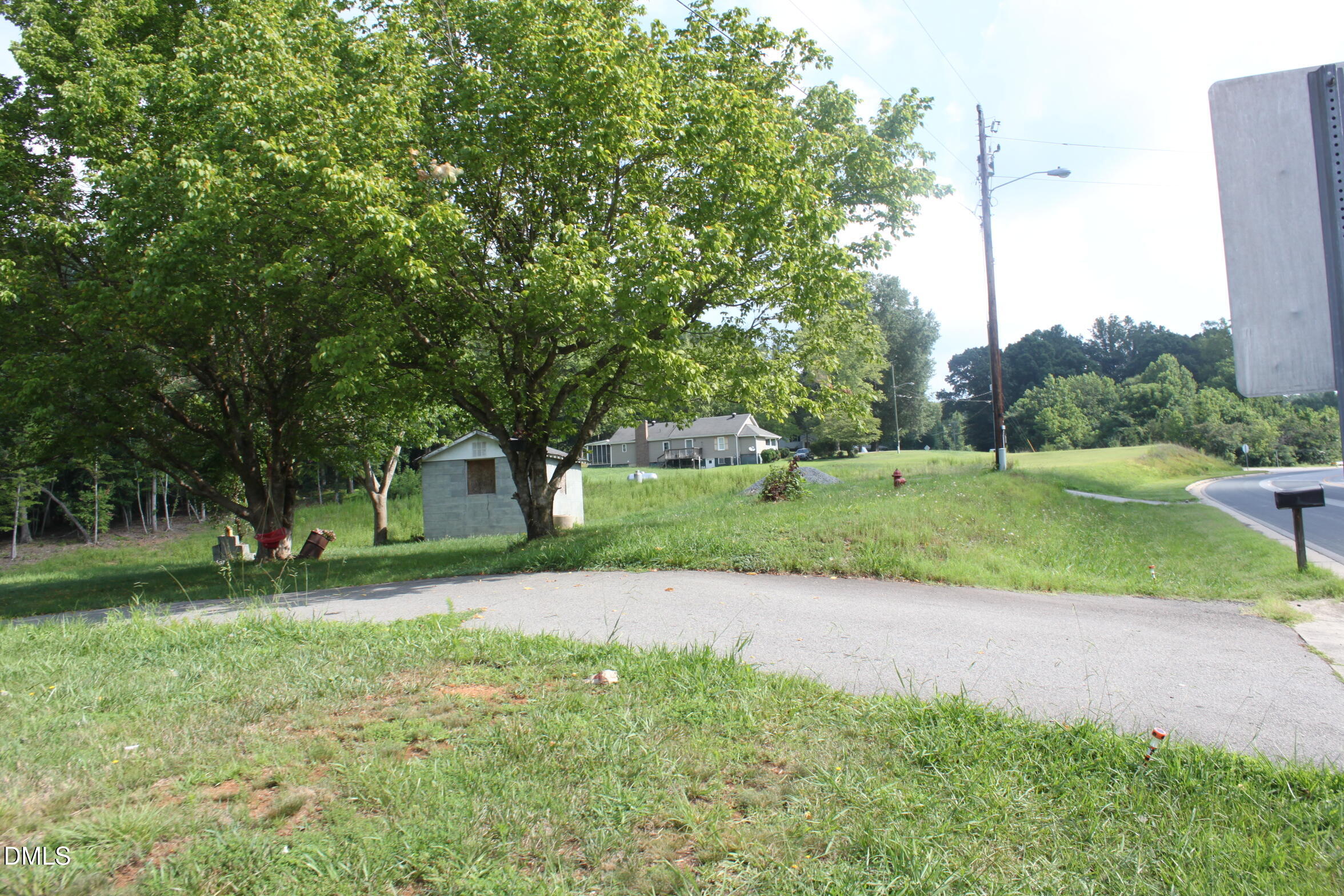 333 CC Camp Road Elkin, NC 28621 - Photo 7 of 9