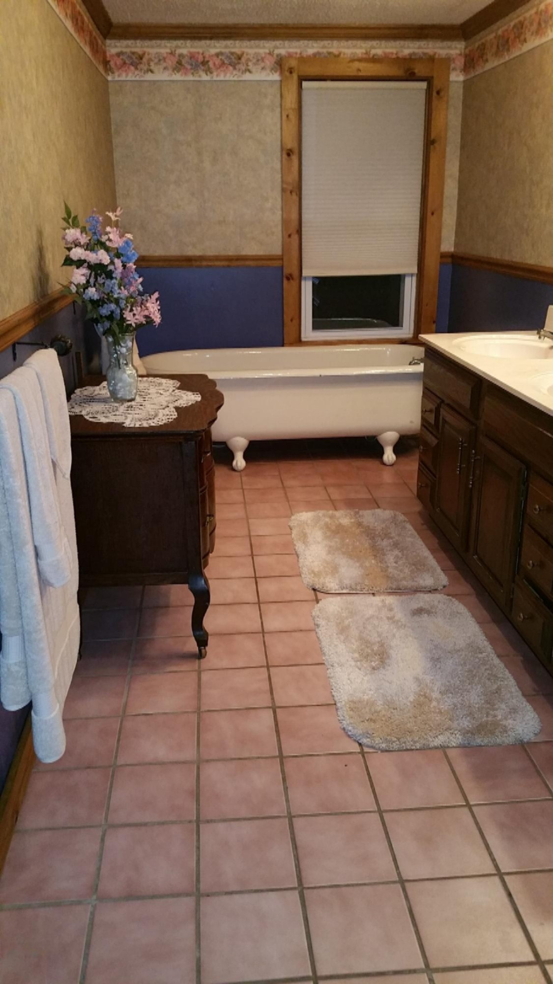 305 23 Mile Road Albion, MI 49224 - Photo 28 of 70 Claw foot tub in upstairs bath