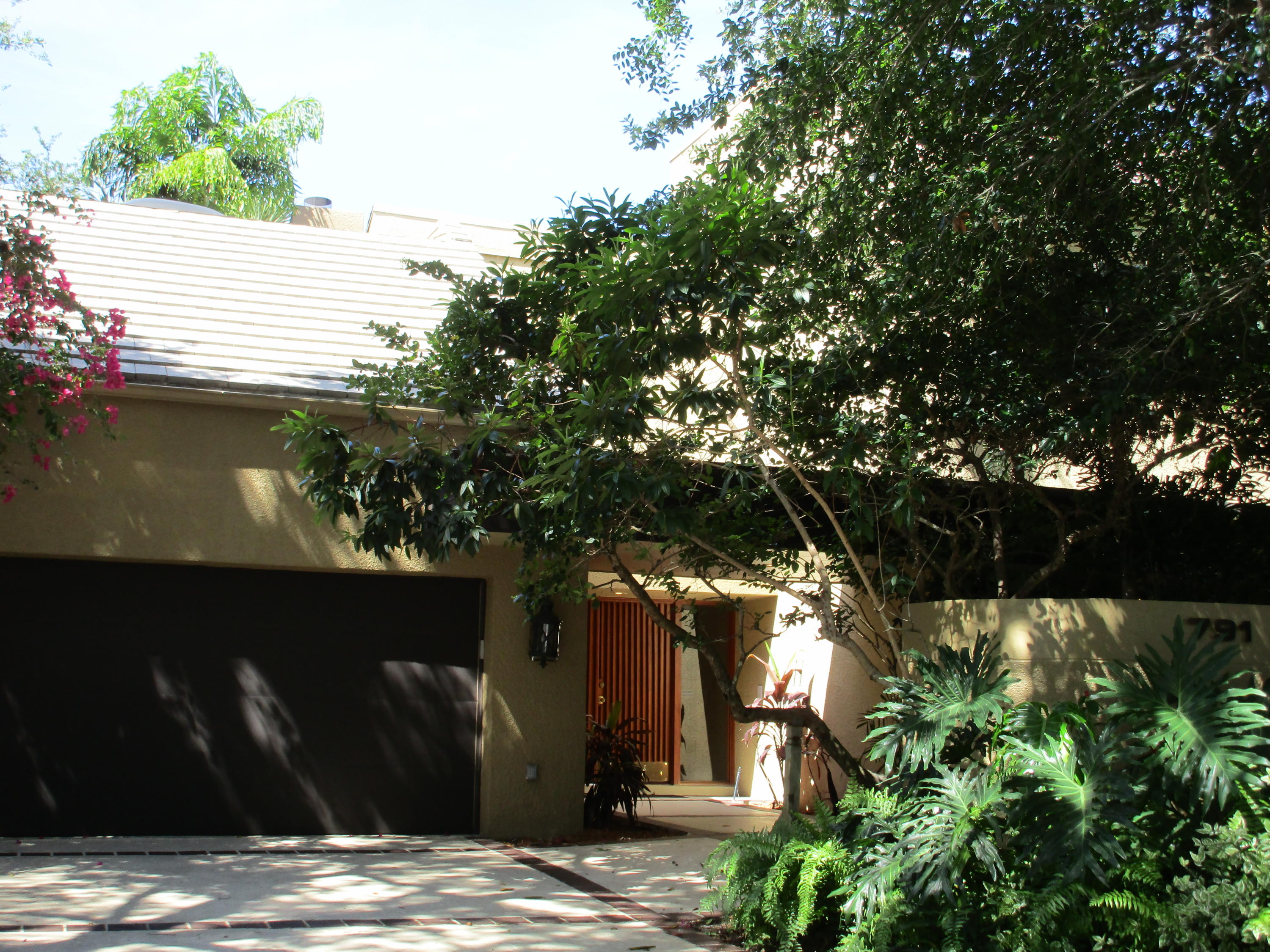 791 St Albans Drive Boca Raton, FL 33486 - Photo 1 of 41 Front of House