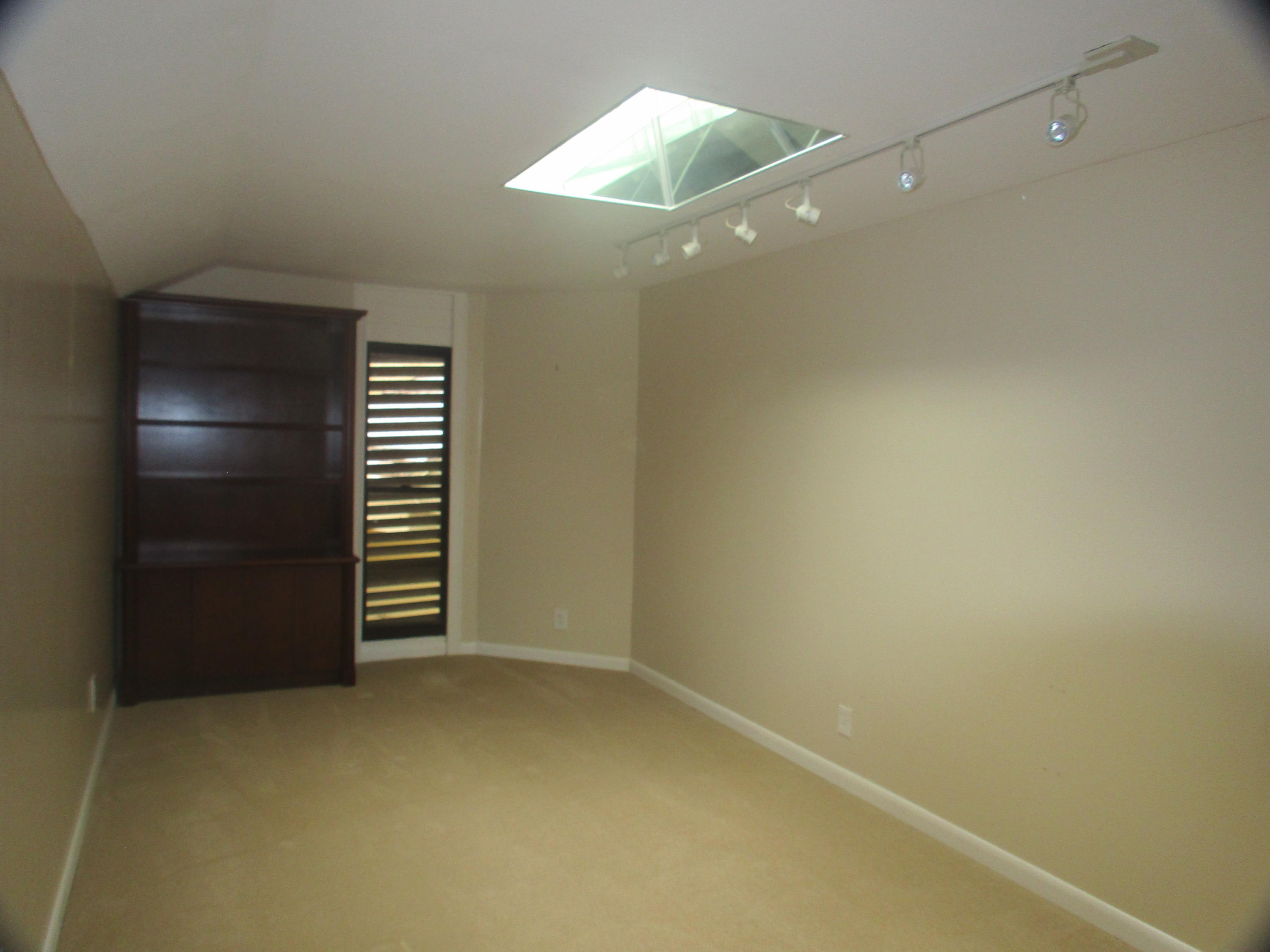 791 St Albans Drive Boca Raton, FL 33486 - Photo 25 of 41 Upstairs Private Office Area w Skylight!