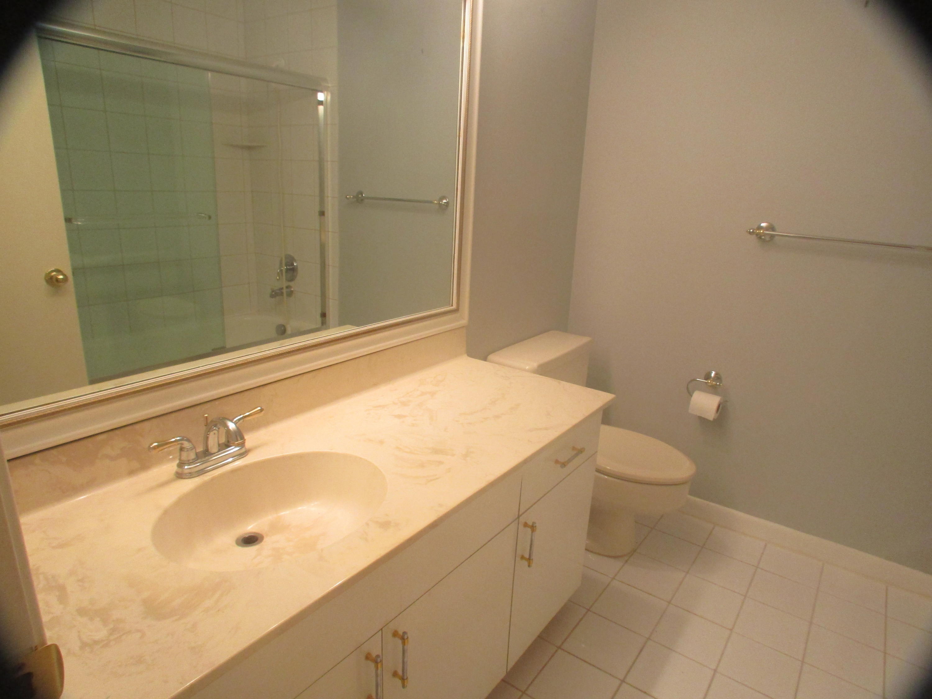 791 St Albans Drive Boca Raton, FL 33486 - Photo 30 of 41 Bathroom #2