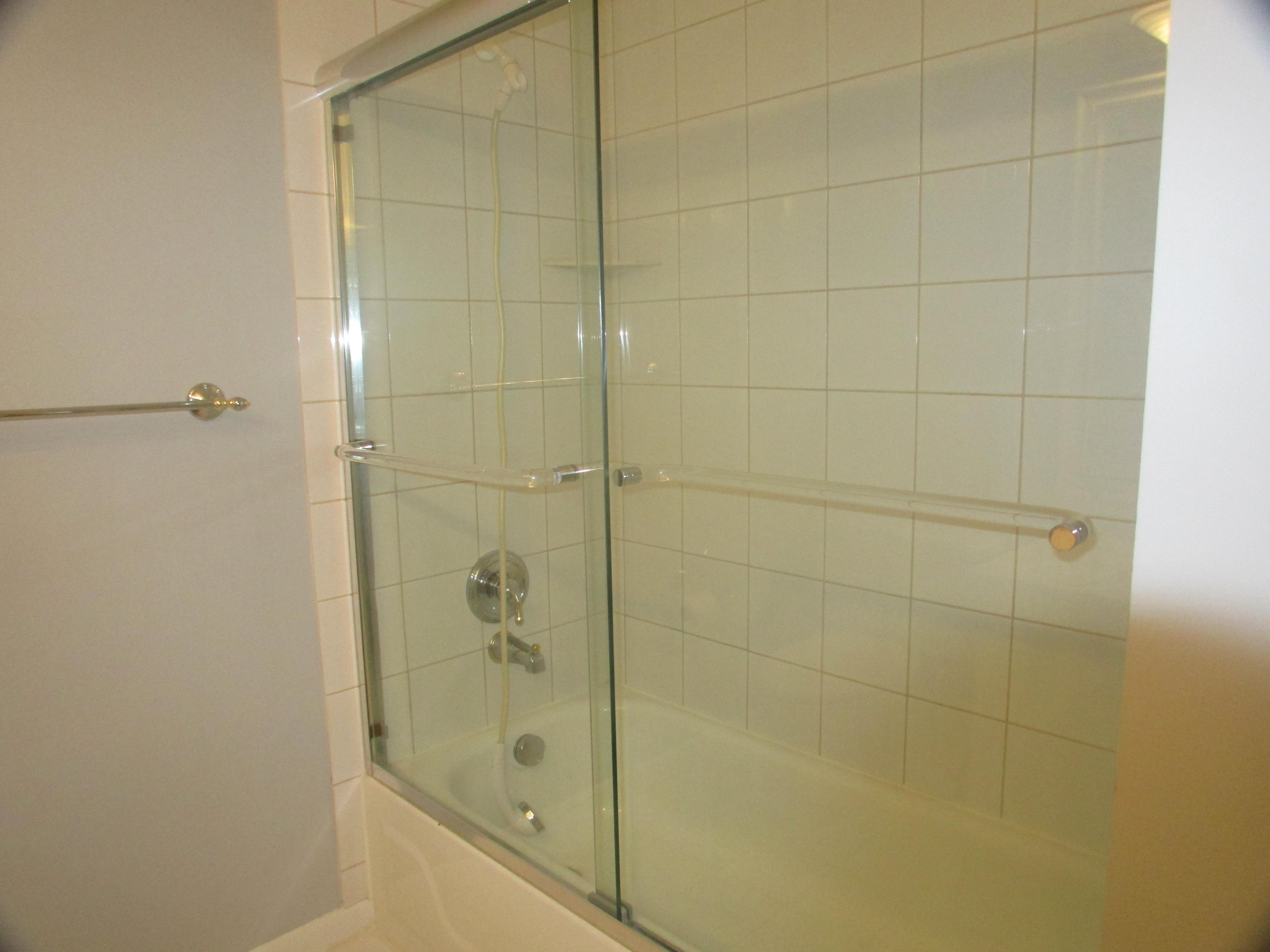 791 St Albans Drive Boca Raton, FL 33486 - Photo 31 of 41 Bathroom #2