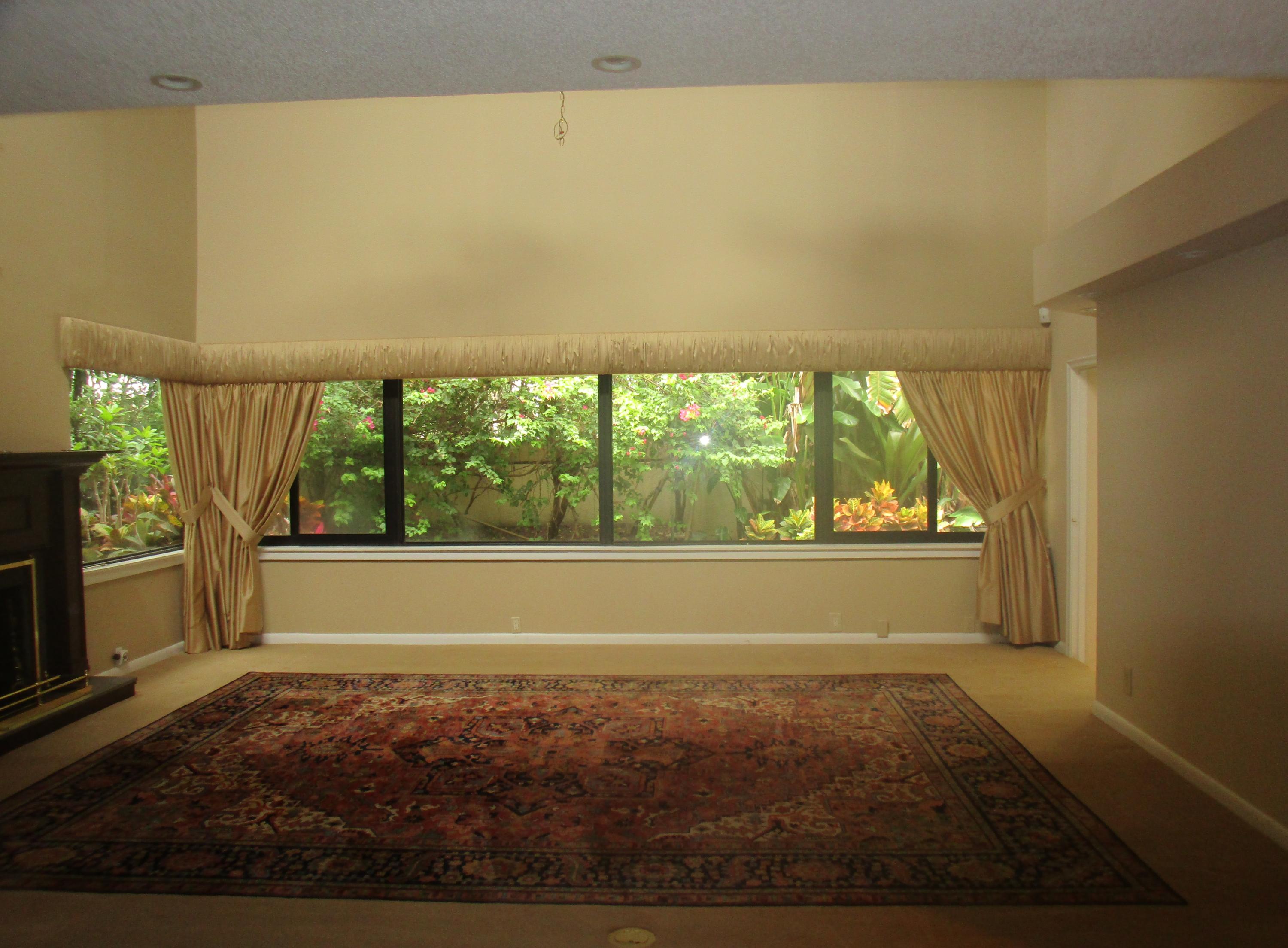 791 St Albans Drive Boca Raton, FL 33486 - Photo 5 of 41 Formal Living Room - Vaulted Ceiling