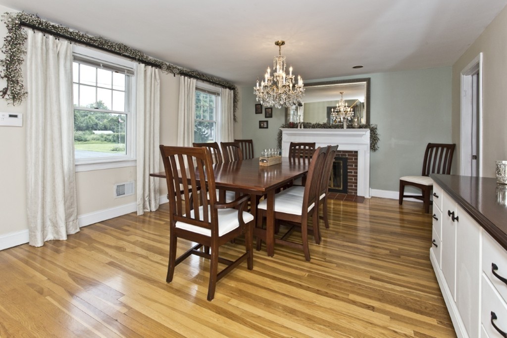 14 Clearwater Road Peabody, MA 01960 - Photo 7 of 30 Gallery Image 7
