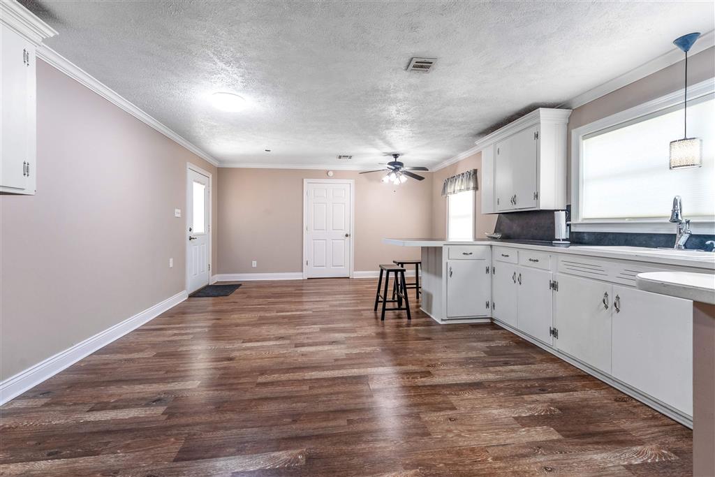 1409 Lourdes Drive Sulphur, LA 70663 - Photo 11 of 26