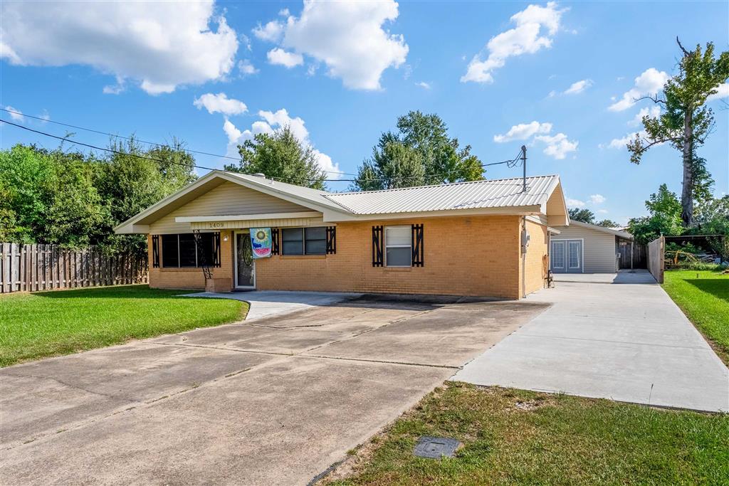 1409 Lourdes Drive Sulphur, LA 70663 - Photo 2 of 26