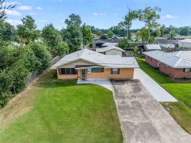 $168,500 | 1409 Lourdes Drive, Sulphur, LA 70663