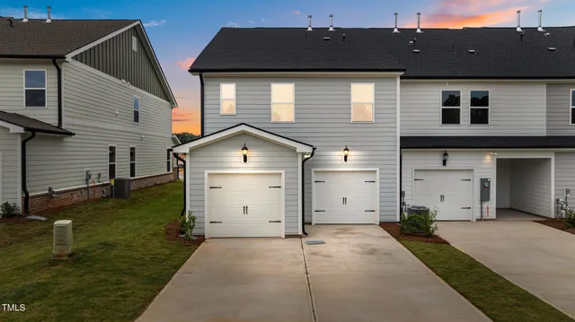 $399,900 | 945 Alma Railway Drive, Unit 559, Youngsville, NC 27596