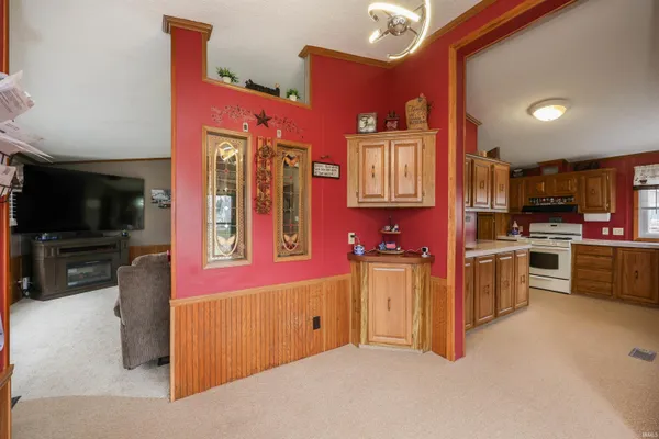 $190,000 | 400 Toledo Street, Fremont, IN 46737