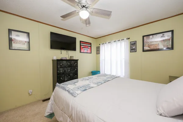 $190,000 | 400 Toledo Street, Fremont, IN 46737