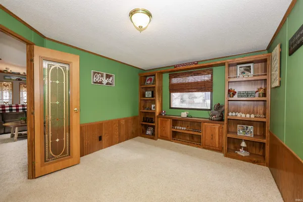 $190,000 | 400 Toledo Street, Fremont, IN 46737