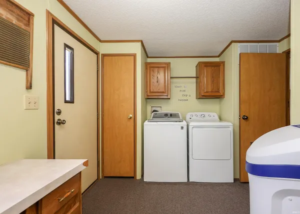 $190,000 | 400 Toledo Street, Fremont, IN 46737