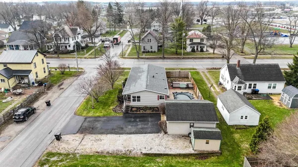 $190,000 | 400 Toledo Street, Fremont, IN 46737