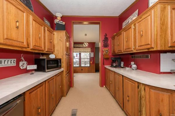 $190,000 | 400 Toledo Street, Fremont, IN 46737