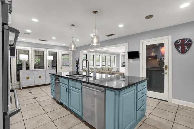 $875,000 | 7343 Deep Valley Drive, Germantown, TN 38138