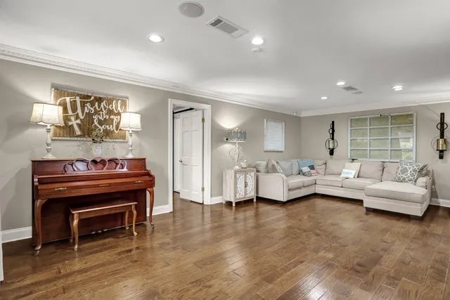 $875,000 | 7343 Deep Valley Drive, Germantown, TN 38138