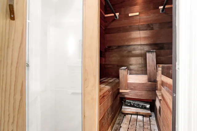 $875,000 | 7343 Deep Valley Drive, Germantown, TN 38138