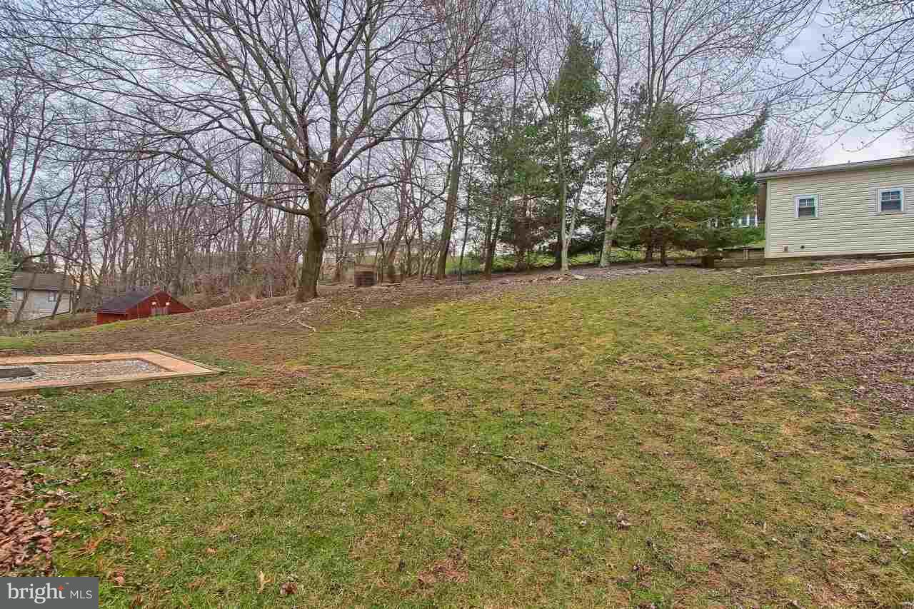 9103 East Springfield Road Seven Valleys, PA 17360 - Photo 15 of 21